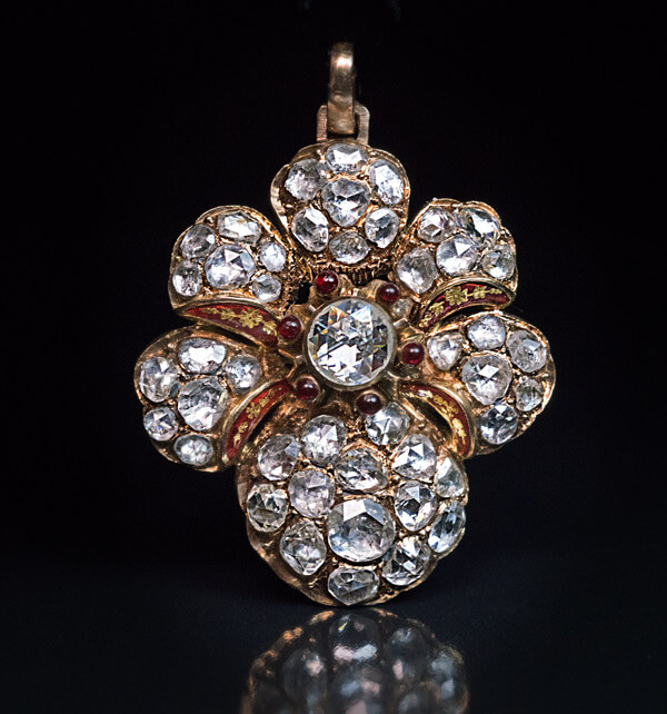 Rose Cut Diamond Pendant